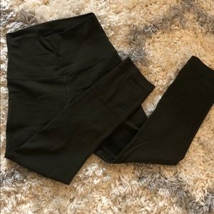 Lululemon crop leggings